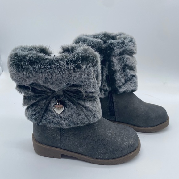 Nicole Miller Faux Fur Trim Boot toddler
boots bow heart stepping stones . - Picture 10 of 11